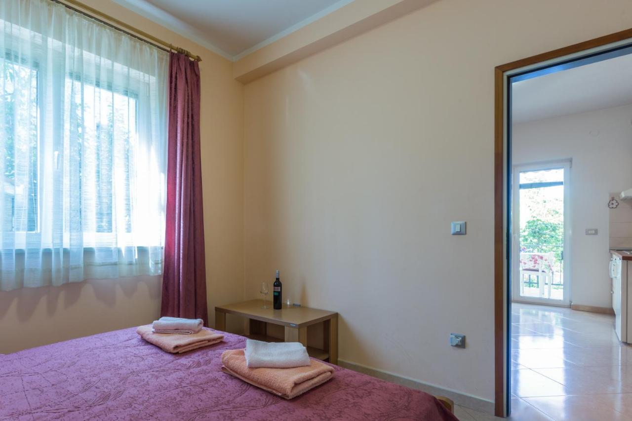 Apartments Maria Poreč Exterior foto